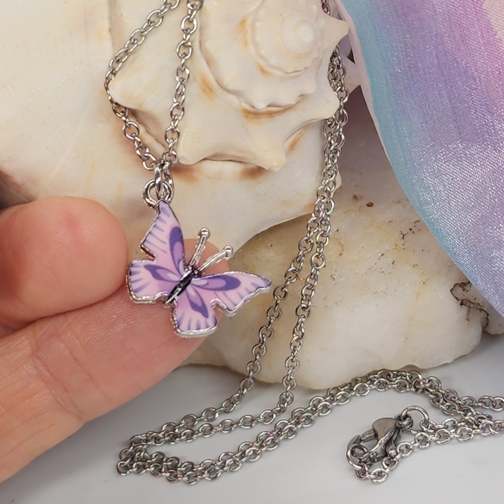 ❤️ Macy's Jewelry Purple Little Butterfly Designer Minimalist Necklace - Picture 9 of 12